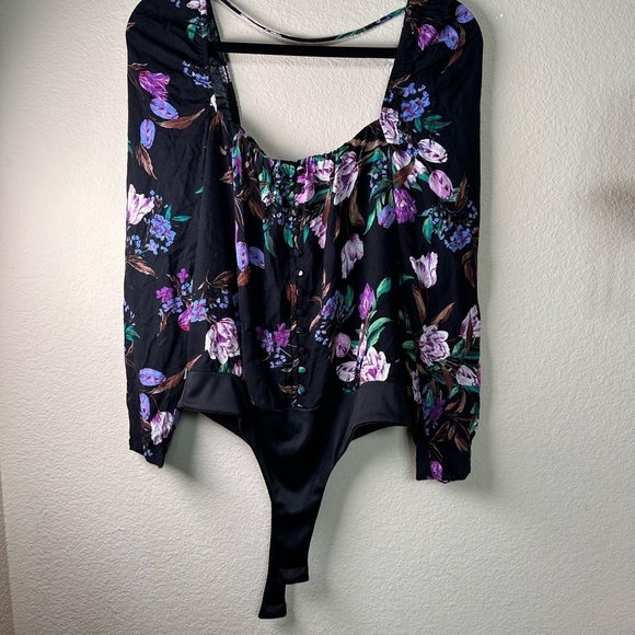 AFRM Floral Black Blouse - Picture 2 of 10